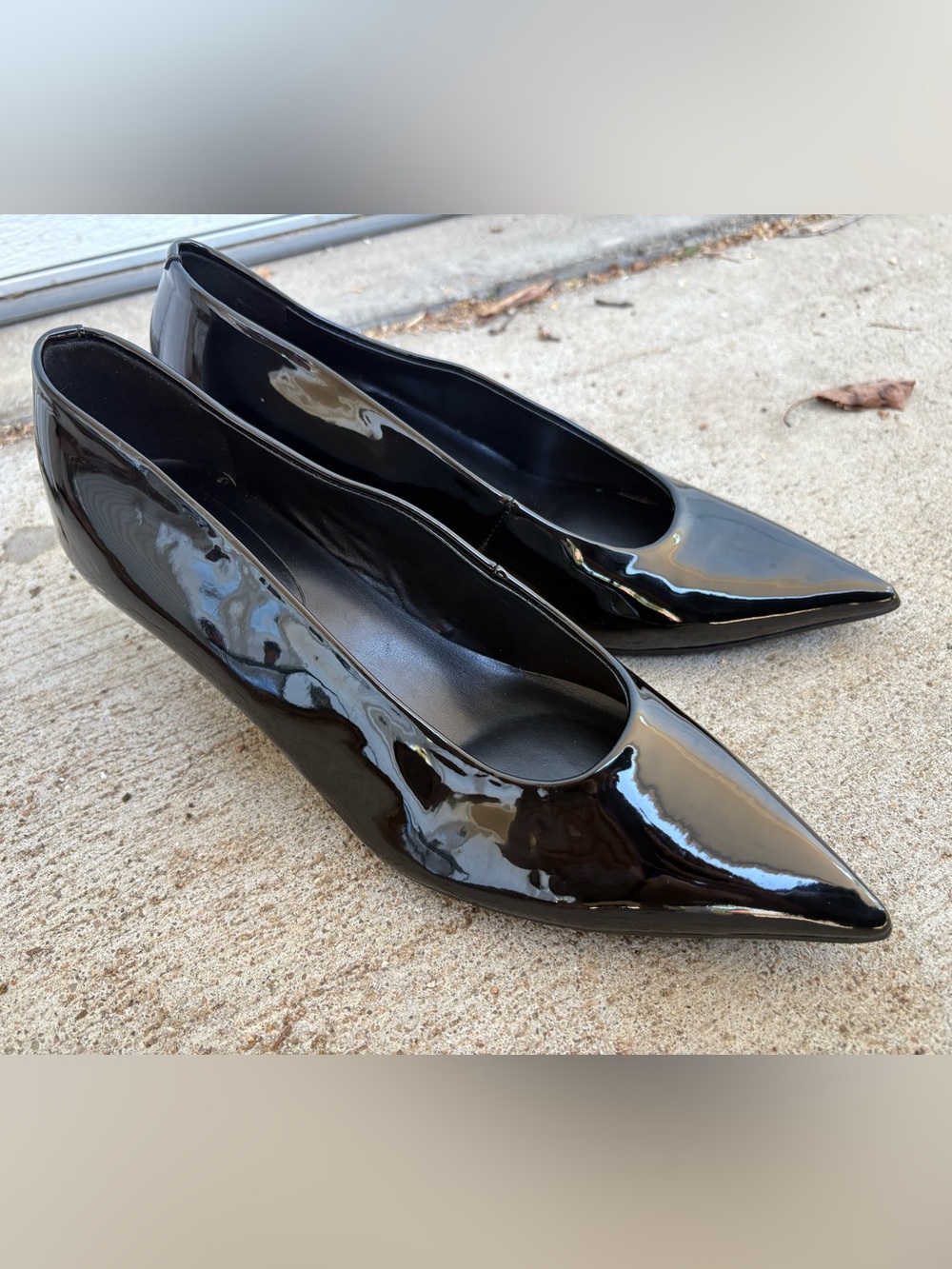 Nine West Amable Women’s Pointed Toe Dress Pumps Heels Black Glossy